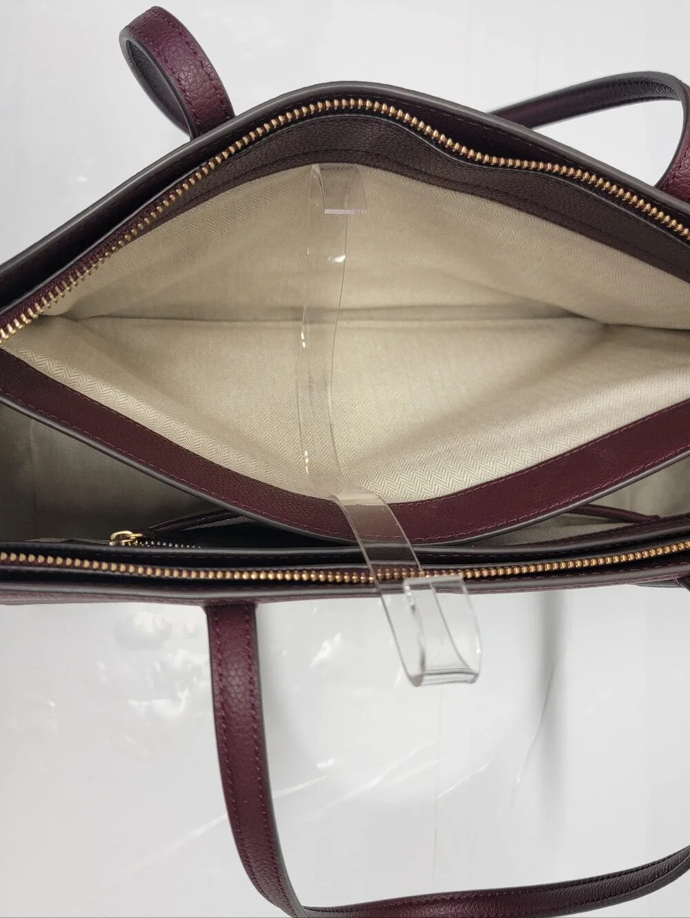 Tory Burch Robinson Pebbled Leather Shoulder Tote Double Strap with Gold Logo